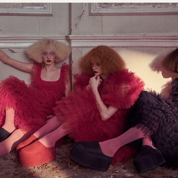 New In Box UGG X Molly Goddard platform Size 8 ❤️ - Picture 3 of 9